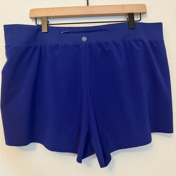 Athleta Fast Route Lasercut Run Short - Picture 3 of 8